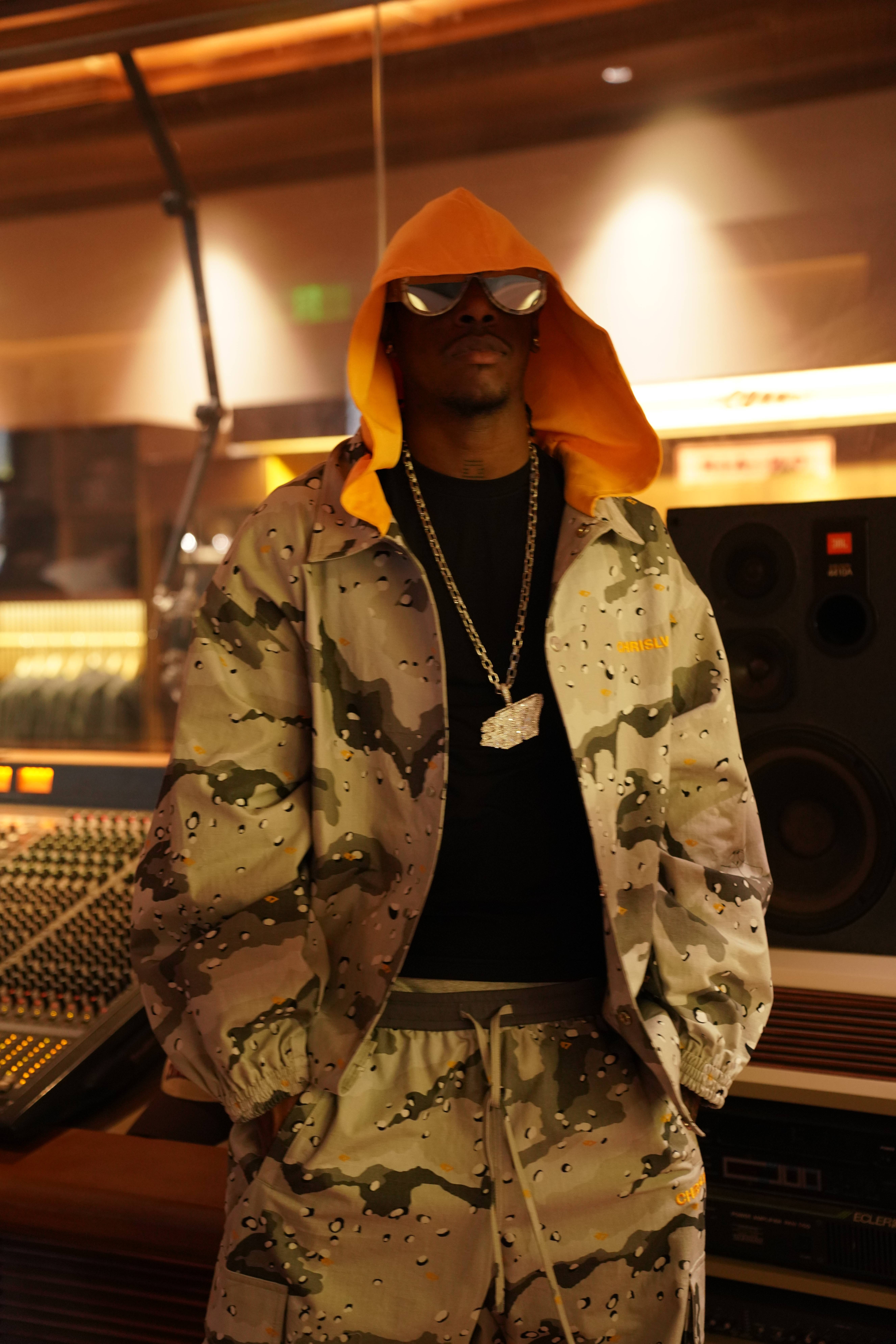 group-13-start-hide-img-2